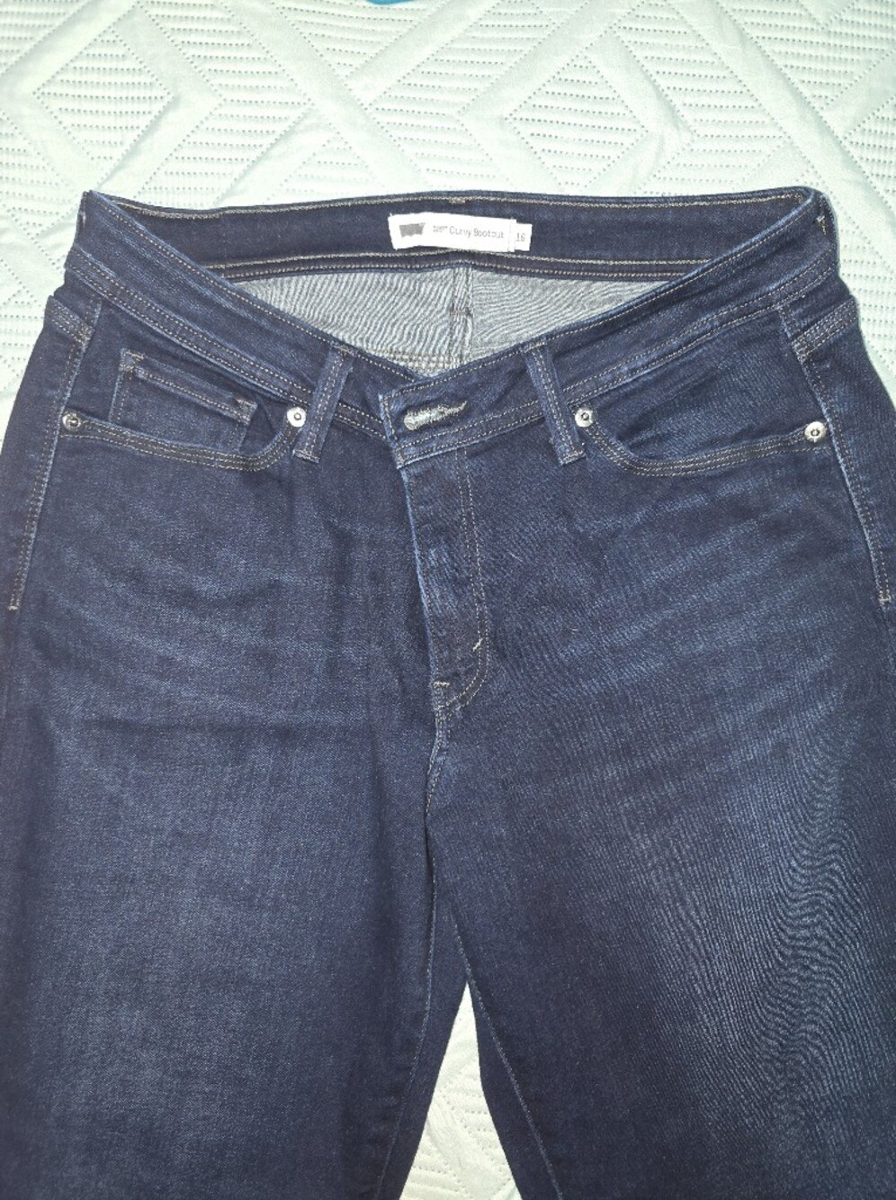 Women's Straight Leg Jeans in Dark Indigo